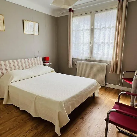 Maison Cambo-les-bains, 3 Pièces, 4 Personnes - Fr-1-495-66