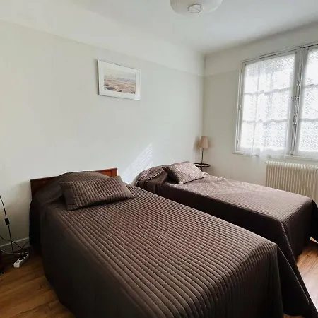 Maison Cambo-les-bains, 3 Pièces, 4 Personnes - Fr-1-495-66 Hébergement de vacances
