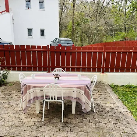 Maison Cambo-les-bains, 3 Pièces, 4 Personnes - Fr-1-495-66 *